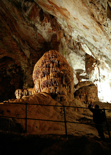 Taking photos in Postojna Caves. Copyright Haydn Williams 2008