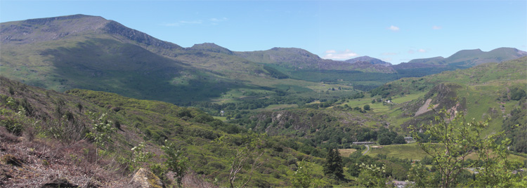 Nant Colwyn from Cwm Bychan. I ran basically along the skyline from right to left, apart from Moel Hebog at the far left. Copyright Haydn Williams 2010