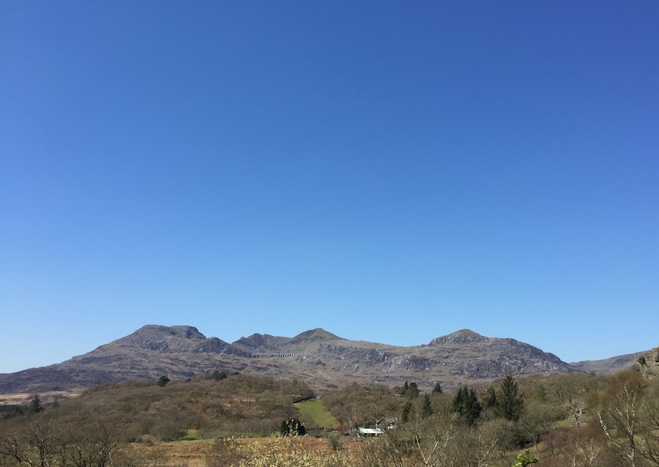 Ras y Moelwyn: Start at right of photo, go middle two summits, then right summit. © Haydn Williams 2015