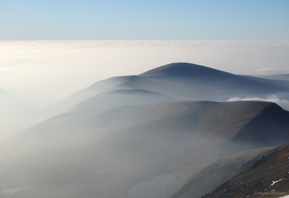 Looking north to Moel Eilio et al. © Haydn Williams 2016