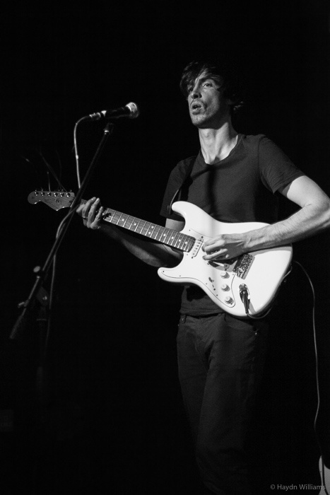 Estrons - Sunflower Lounge, Feb 2016. © Haydn Williams 2016