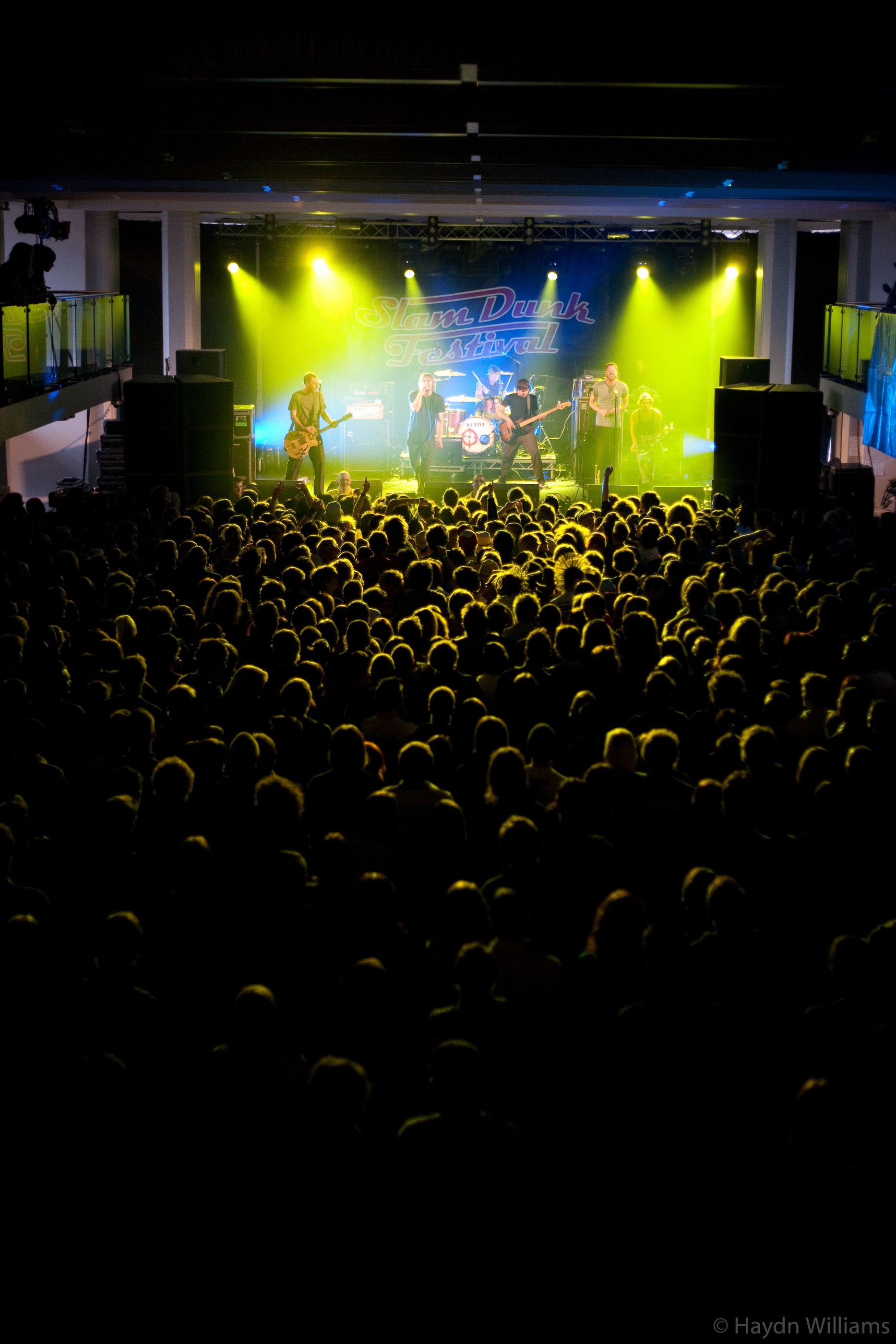 The Mad Caddies - Leeds Uni Refectory - May 2007. © Haydn Williams 2007