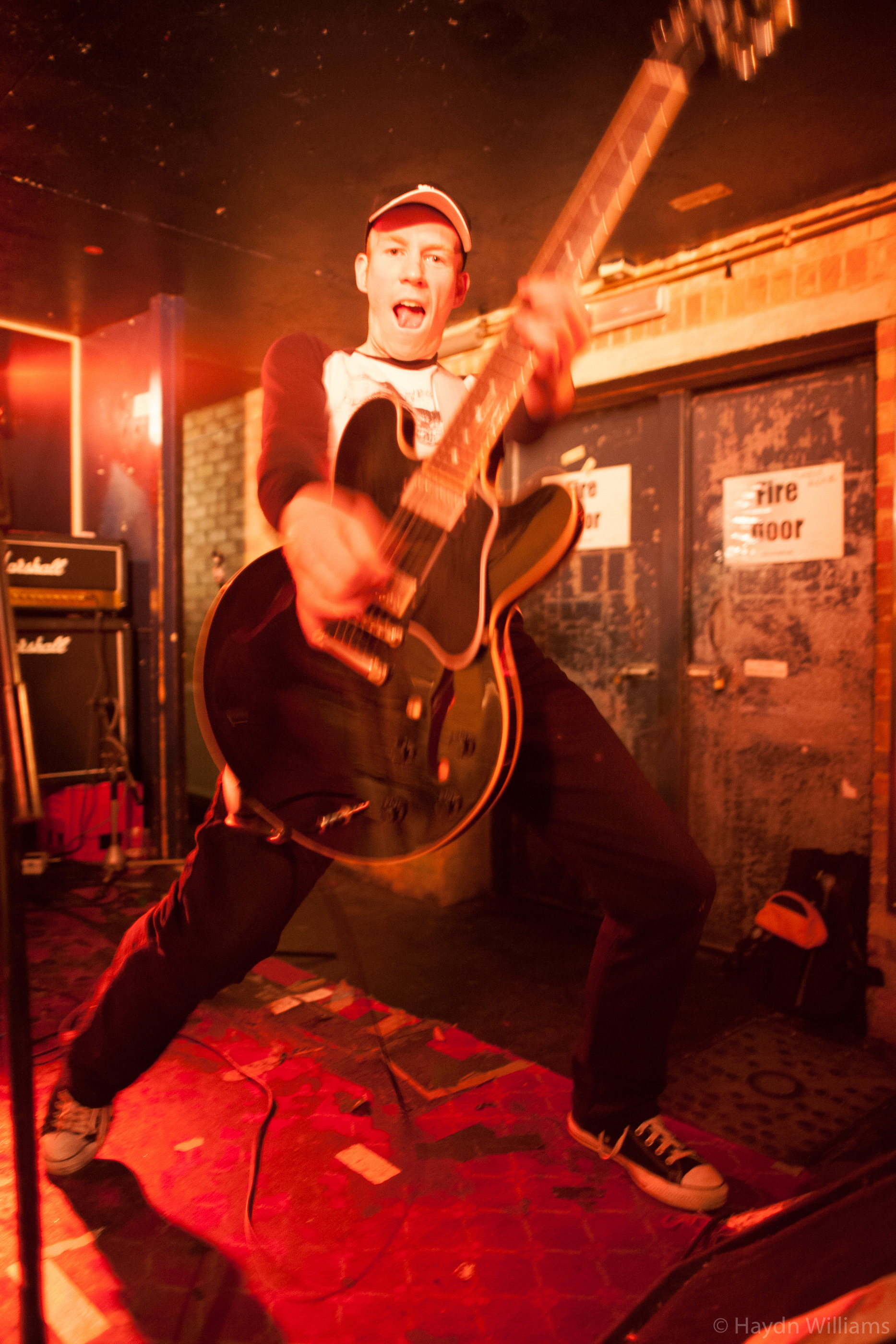 The Zatopeks - The Vic Inn, Derby - November 2007. © Haydn Williams 2007